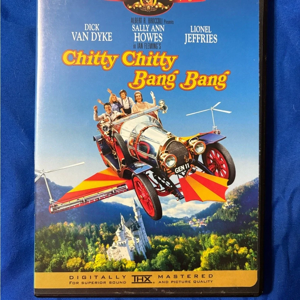 Chitty Chitty Bang Bang DVD - Picture 1 of 3